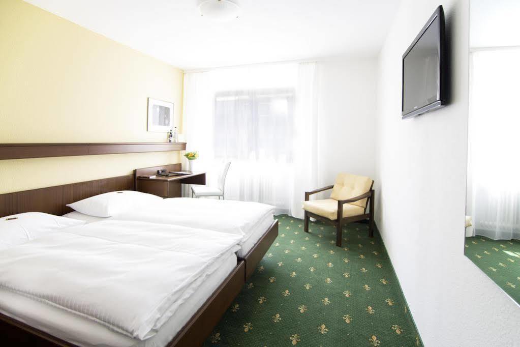 Hotel Am Kupferhammer 투빈겐 외부 사진